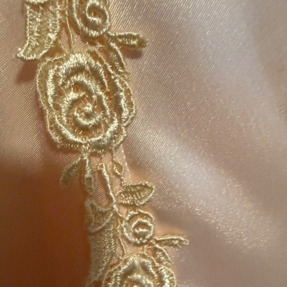 NWT Vintage Dentelle Pink Satin Long Robe Rose Lace Trim Size Large Deadstock - Picture 4 of 13